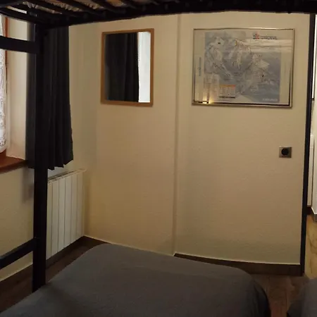 Superbe En Skis Aux Pieds Appartement Courchevel