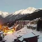 Saboia A Skis Aux Pieds