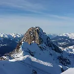 Saboia A Skis Aux Pieds Apartment Courchevel