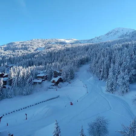 Saboia A Skis Aux Pieds شقة