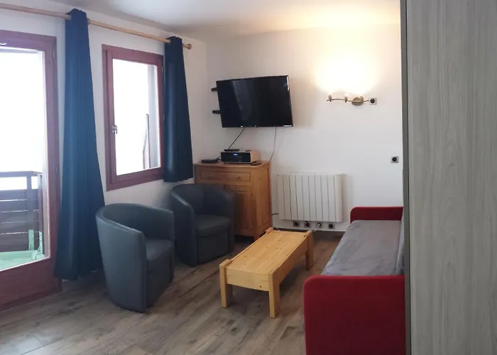 Saboia A Skis Aux Pieds Daire